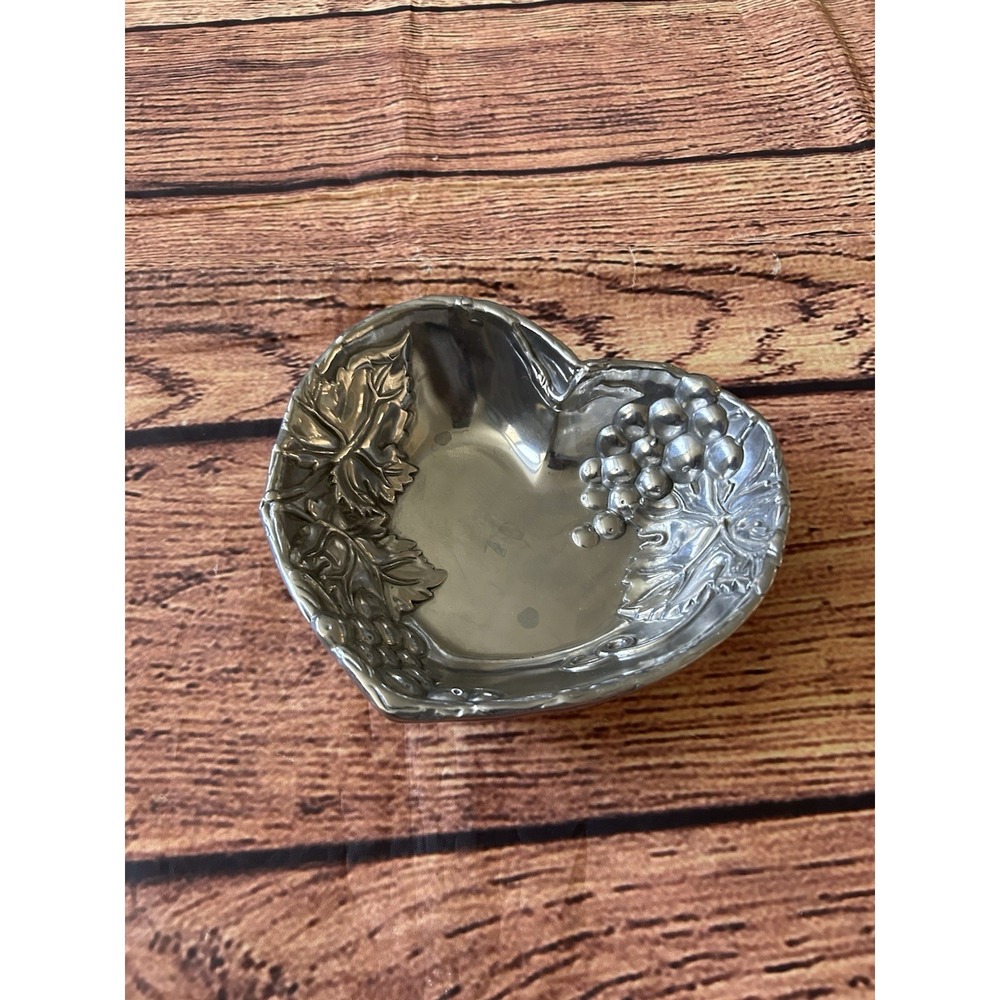 Arthur Court Heart Shaped Bowl Grapevine Motif 2005 Aluminum Serving Dish